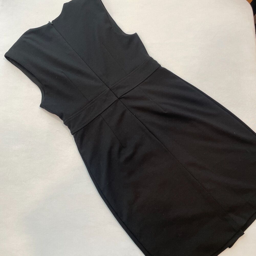 ~ Banana Republic 4 Dress Black Cocktail Sleeveless V Knee Midi Wrap S LBD - Picture 12 of 15